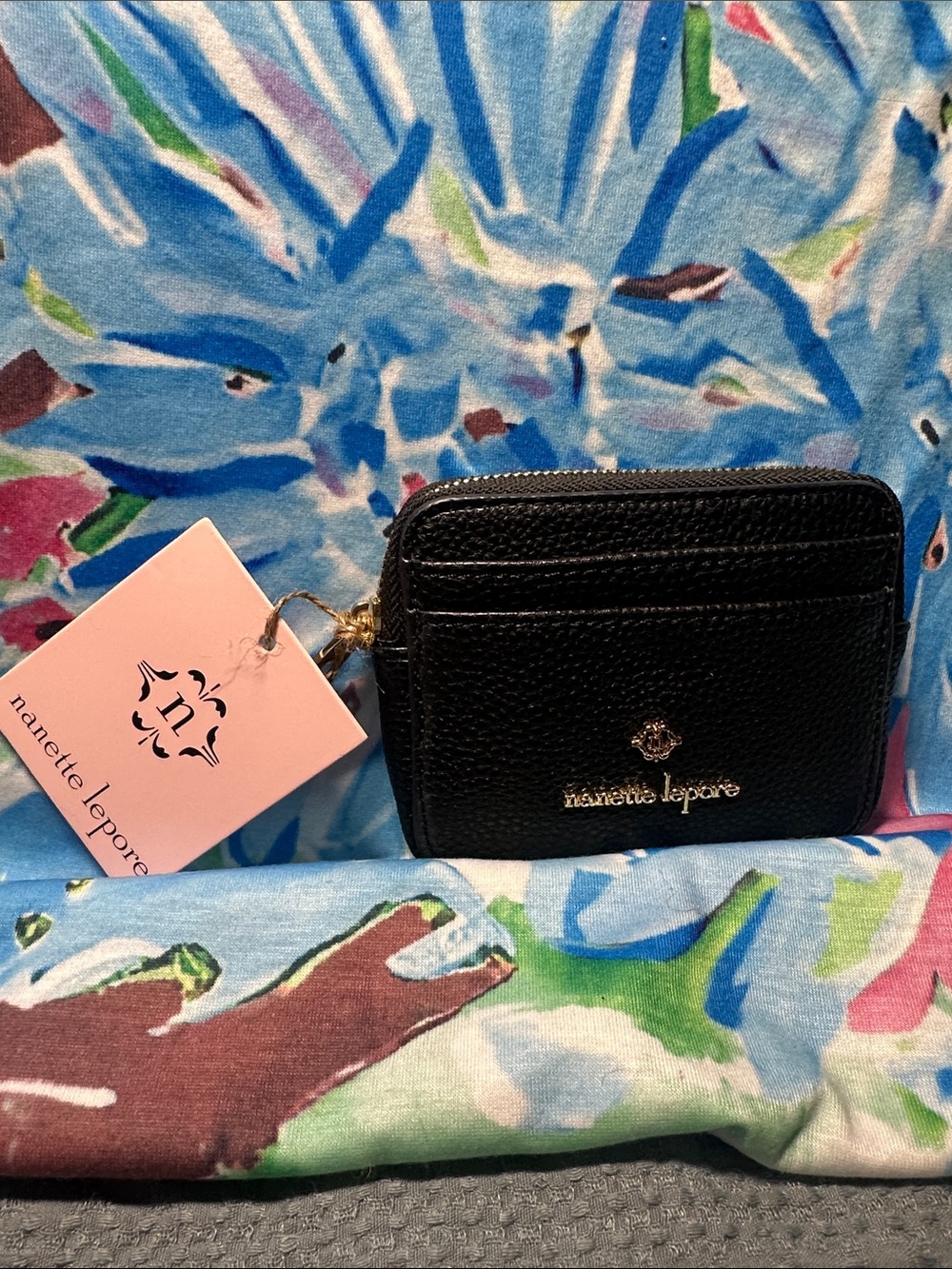 Nanette Lepore Black Pebbled Leather Zip Card Case with Gold Logo NWT - Picture 5 of 5